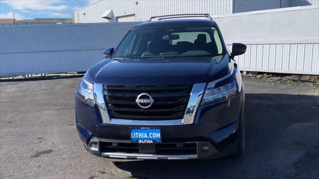 2022 Nissan Pathfinder SL 4WD