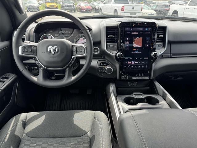 2025 RAM 1500 Big Horn Crew Cab 4x4 57 Box