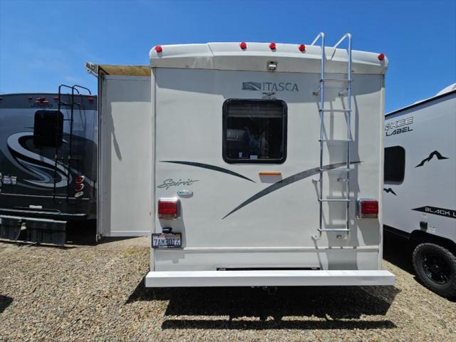 2006 Ford E-450 Cutaway Unknown