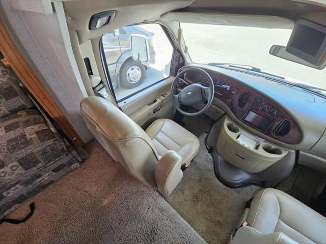 2006 Ford E-450 Cutaway Unknown
