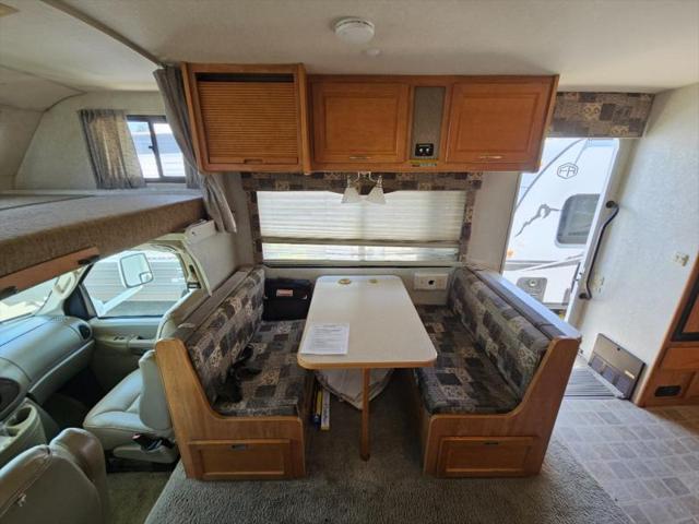 2006 Ford E-450 Cutaway Unknown