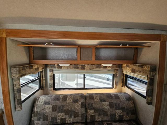 2006 Ford E-450 Cutaway Unknown