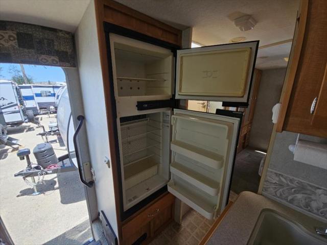 2006 Ford E-450 Cutaway Unknown
