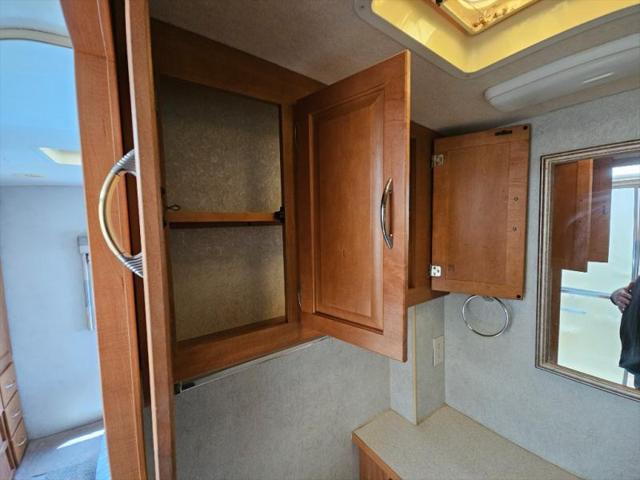 2006 Ford E-450 Cutaway Unknown