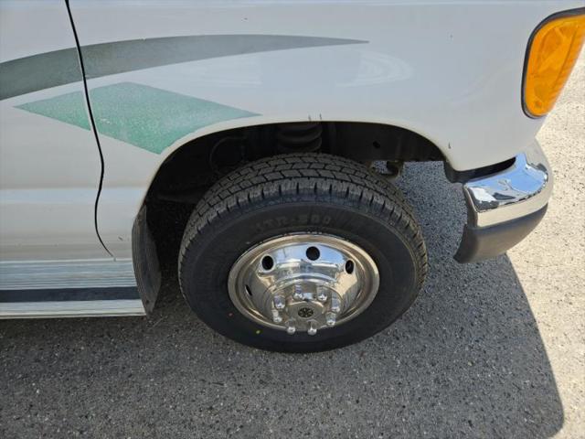 2006 Ford E-450 Cutaway Unknown