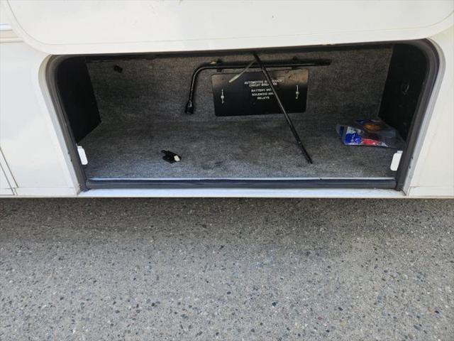 2006 Ford E-450 Cutaway Unknown