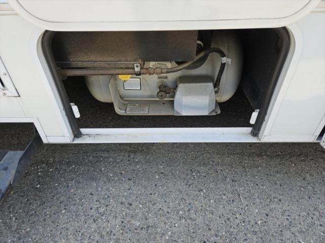 2006 Ford E-450 Cutaway Unknown