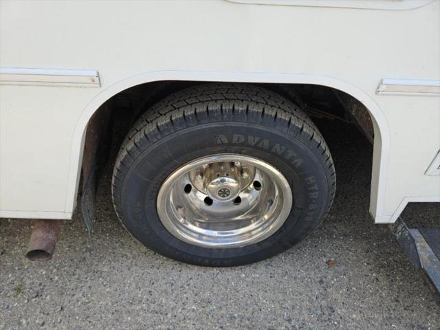 2006 Ford E-450 Cutaway Unknown
