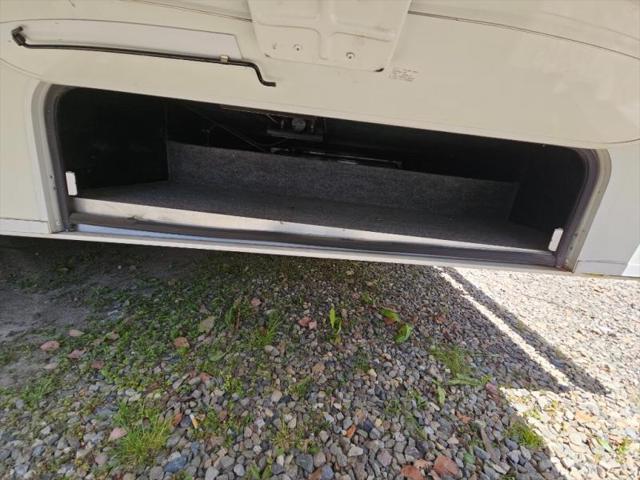 2006 Ford E-450 Cutaway Unknown