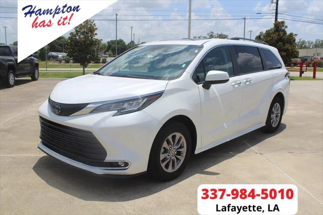 2023 Toyota Sienna XLE