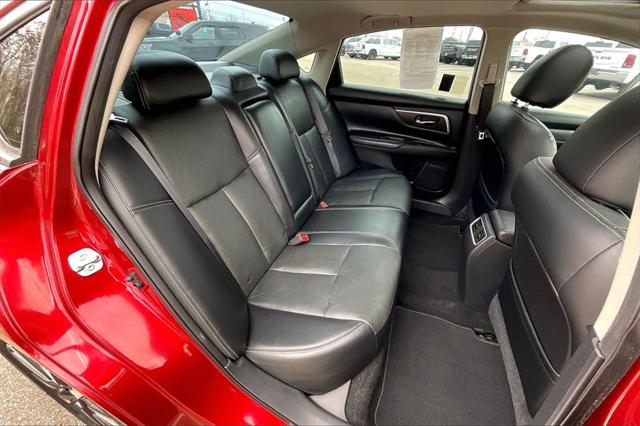 Used 2016 Nissan Altima For Sale in Olive Branch, MS