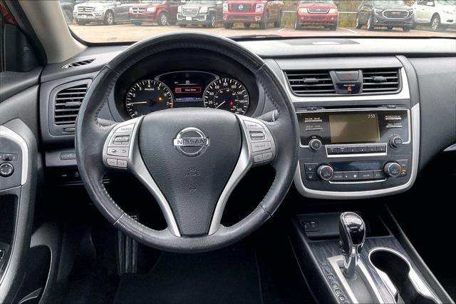 Used 2016 Nissan Altima For Sale in Olive Branch, MS