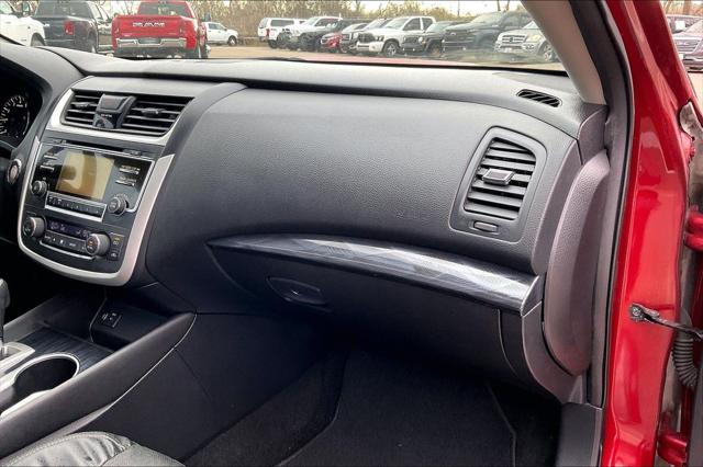 Used 2016 Nissan Altima For Sale in Olive Branch, MS
