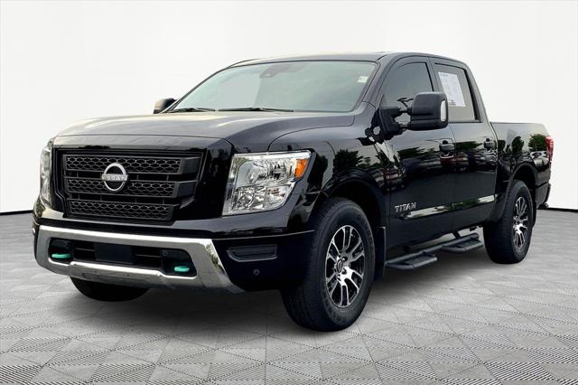 2023 Nissan TITAN Crew Cab SV 4x2