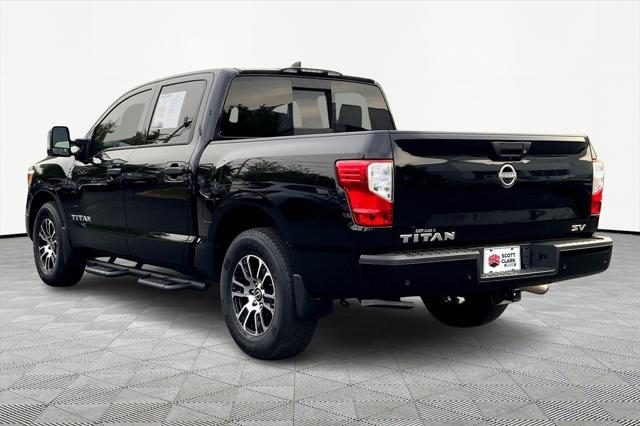2023 Nissan TITAN Crew Cab SV 4x2