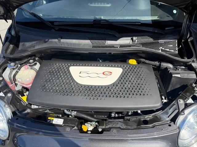 2017 Fiat 500e Battery Electric