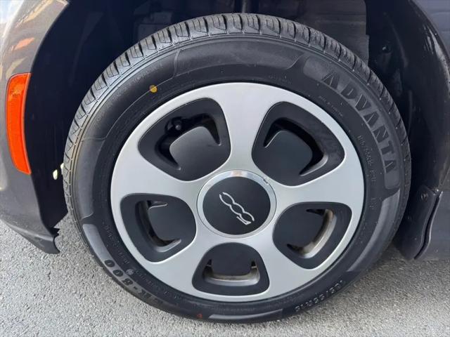 2017 Fiat 500e Battery Electric