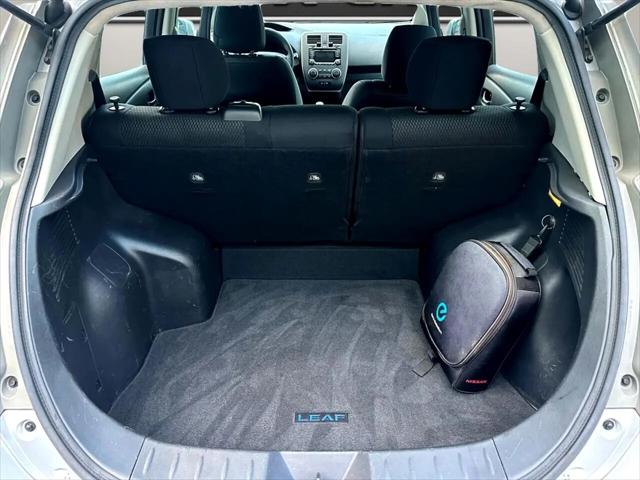 2016 Nissan LEAF S