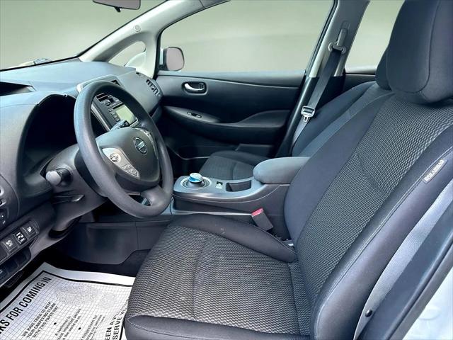 2016 Nissan LEAF S