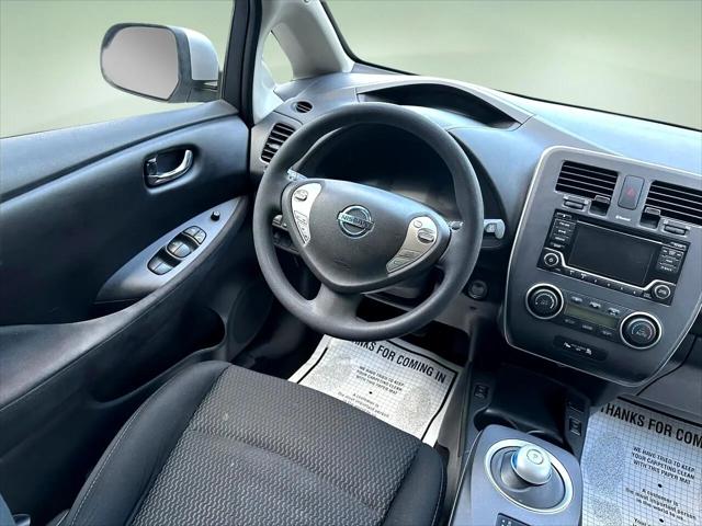 2016 Nissan LEAF S