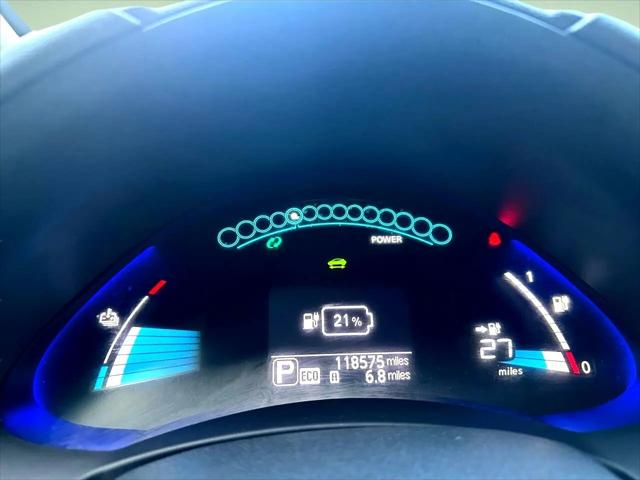 2016 Nissan LEAF S