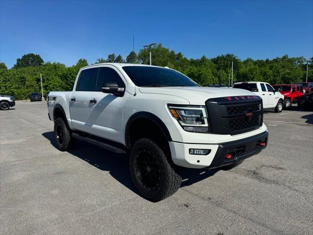 2020 Nissan TITAN Crew Cab PRO-4X 4x4
