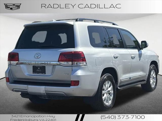 2019 Toyota Land Cruiser V8