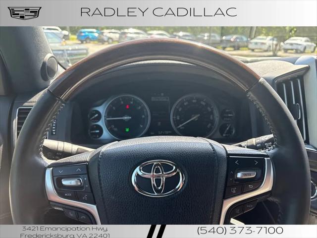 2019 Toyota Land Cruiser V8