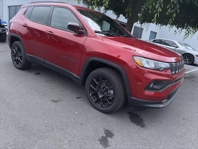 2025 Jeep Compass COMPASS LATITUDE 4X4
