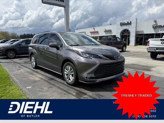 2022 Toyota Sienna XLE