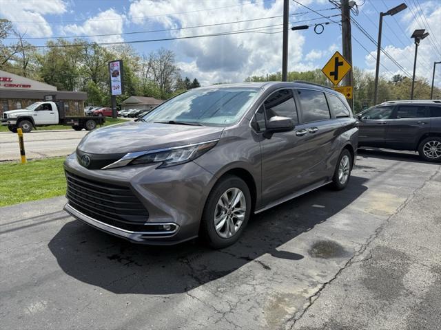 2022 Toyota Sienna XLE