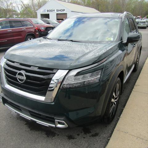 2024 Nissan Pathfinder Platinum 4WD
