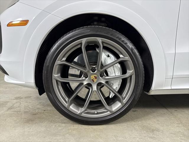 2023 Porsche Cayenne Turbo