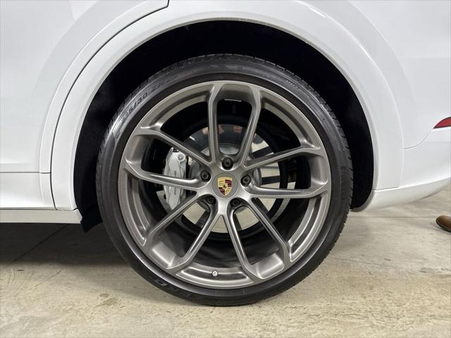 2023 Porsche Cayenne Turbo