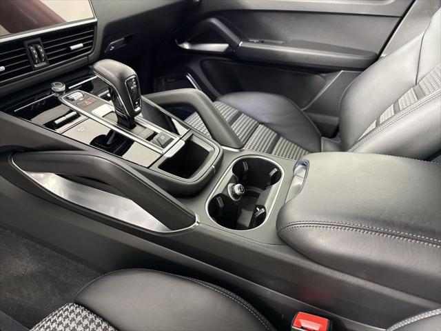 2023 Porsche Cayenne Turbo