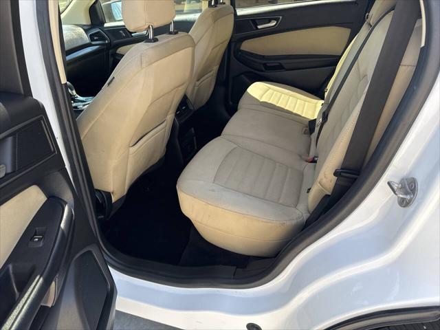2016 Ford Edge SE