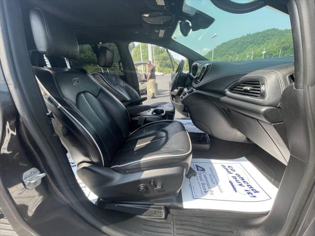 Used 2019 Chrysler Pacifica For Sale in Pikeville, KY