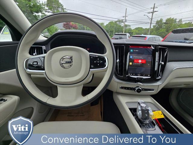 2025 Volvo XC60 Plug-In Hybrid T8 Plus