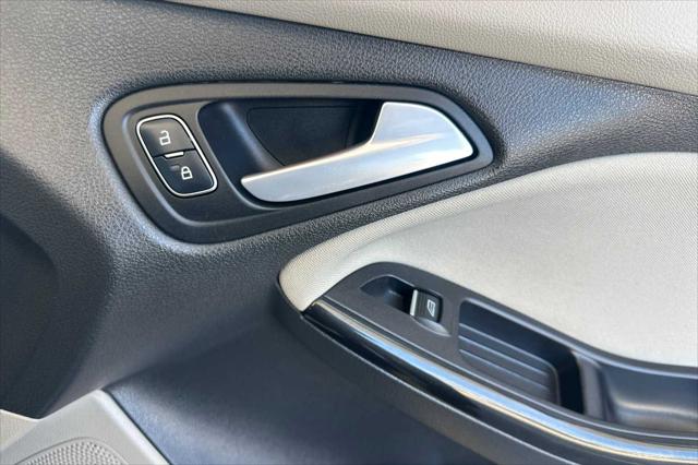 2017 Ford Focus Electric Base 4D Hatchback
