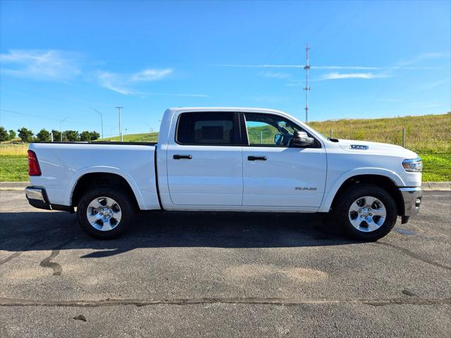 2025 RAM Ram 1500 RAM 1500 BIG HORN CREW CAB 4X4 57 BOX