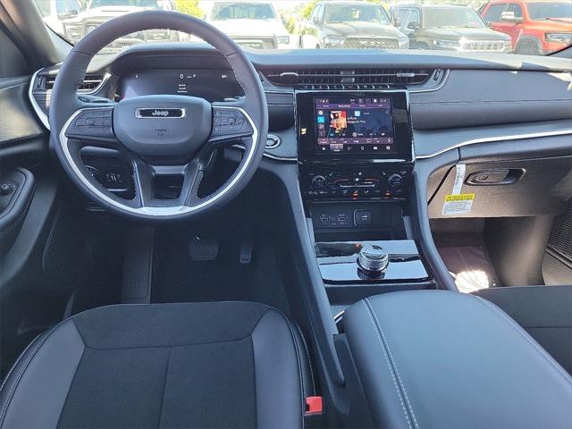 2025 Jeep Grand Cherokee GRAND CHEROKEE ALTITUDE 4X4