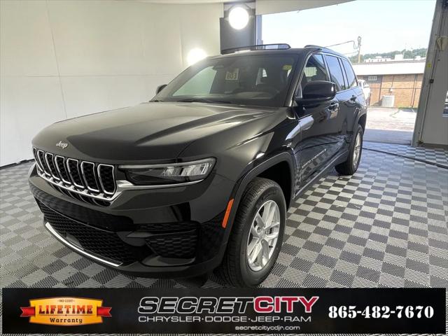 2025 Jeep Grand Cherokee GRAND CHEROKEE LAREDO X 4X4