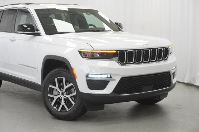 2025 Jeep Grand Cherokee GRAND CHEROKEE LIMITED 4X4