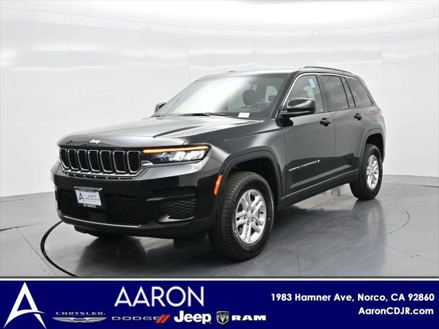 2025 Jeep Grand Cherokee GRAND CHEROKEE LAREDO 4X2