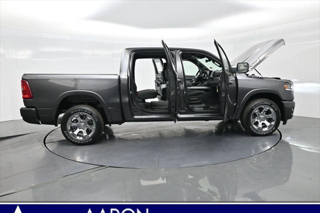 2025 RAM Ram 1500 RAM 1500 BIG HORN CREW CAB 4X2 57 BOX