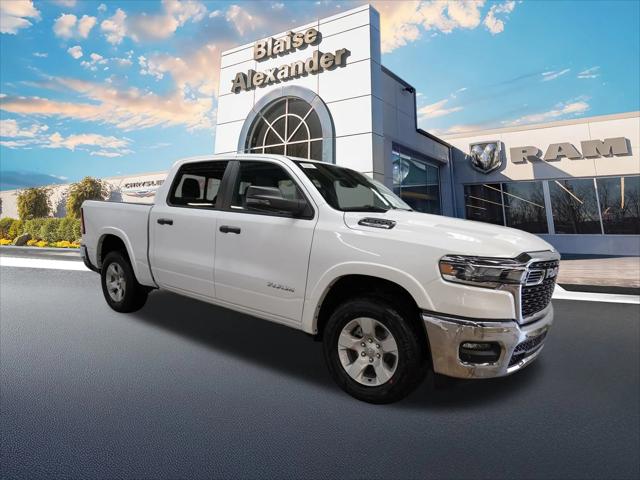 2025 RAM Ram 1500 RAM 1500 BIG HORN CREW CAB 4X4 57 BOX