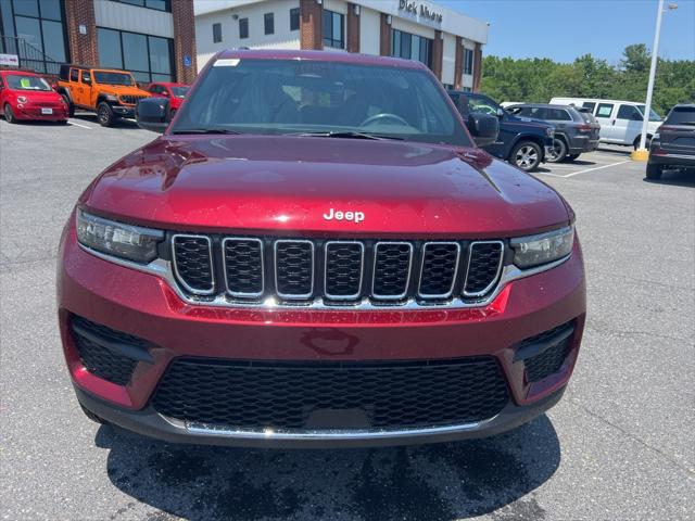 2025 Jeep Grand Cherokee GRAND CHEROKEE LAREDO X 4X4