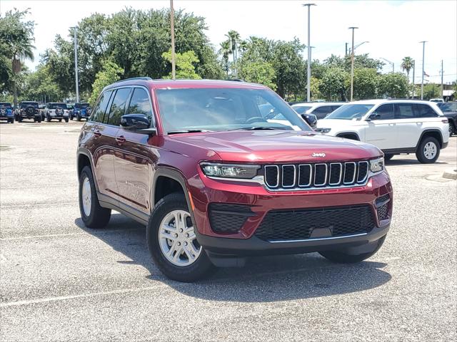 2025 Jeep Grand Cherokee GRAND CHEROKEE LAREDO 4X2