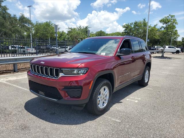 2025 Jeep Grand Cherokee GRAND CHEROKEE LAREDO 4X2