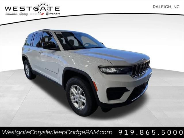 2025 Jeep Grand Cherokee GRAND CHEROKEE LAREDO 4X2